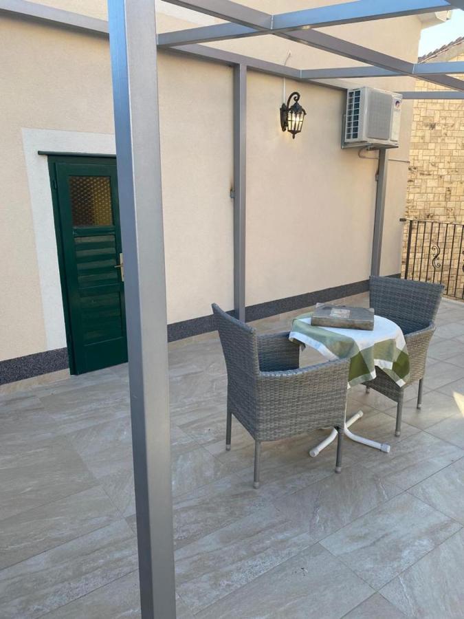 Milea Makarska Exterior foto